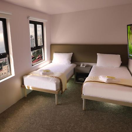1010 Hotel Muntinlupa City Exterior photo